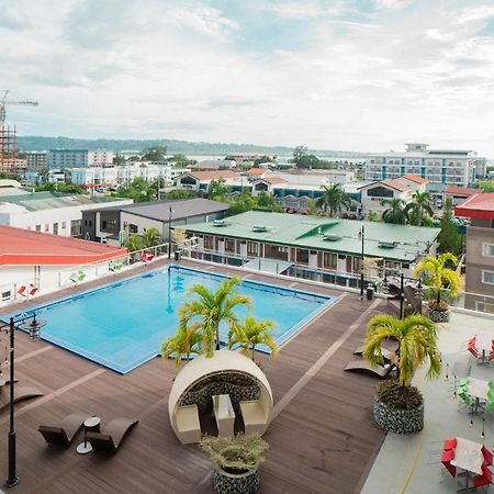 Subic Riviera Hotel And Residences Olongapo Exterior photo